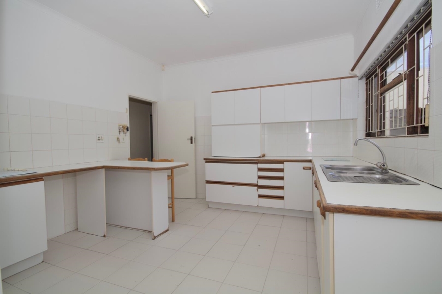 4 Bedroom Property for Sale in Milnerton Western Cape